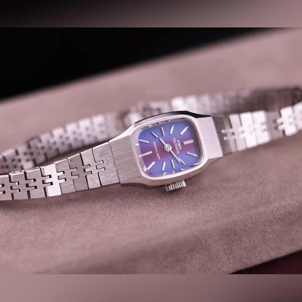 Vintage 1970s Technos Gem Lady [Manual-Winding] P4D0650 Women’s Watch,Swiss-Made